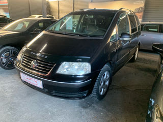 Volkswagen Sharan foto 2