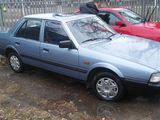 Mazda 626 foto 1