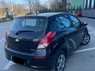 Hyundai i20 foto 3