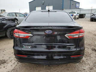 Ford Fusion foto 6