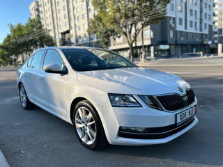 Skoda Octavia foto 2