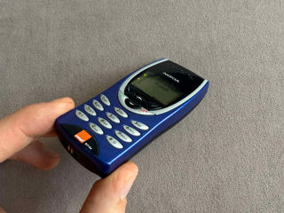 Nokia 8210 foto 10