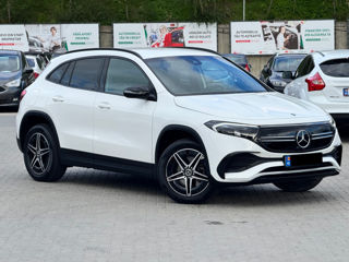 Mercedes EQA foto 1