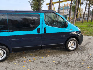 Opel Vivaro foto 2