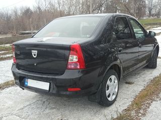 Dacia Logan foto 4