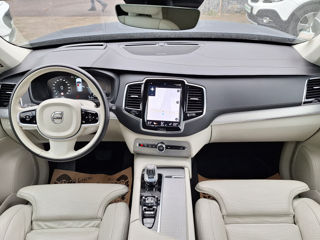 Volvo XC90 foto 9