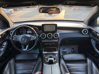 Mercedes GLC foto 8