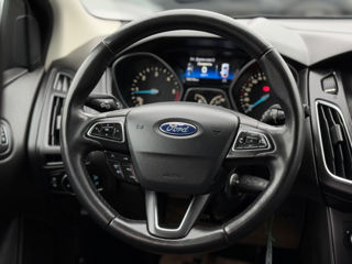 Ford Focus foto 11