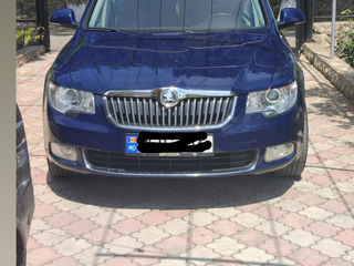 Skoda Superb foto 2