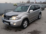 Nissan X-Trail foto 3