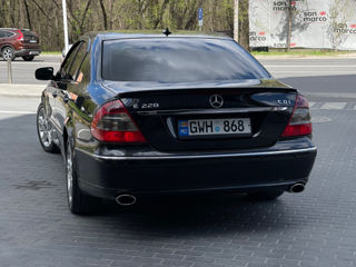 Mercedes E-Class foto 9