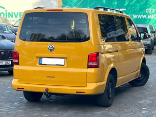 Volkswagen Caravelle foto 4