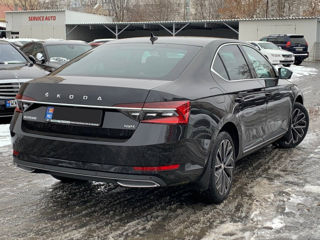 Skoda Superb foto 5