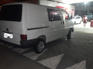 Volkswagen Transporter foto 3