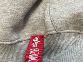 Alpha Industries foto 2