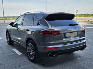 Porsche Cayenne foto 4