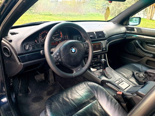 BMW 5 Series foto 2