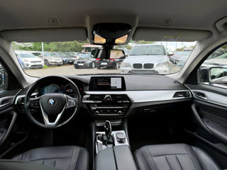 BMW 5 Series foto 7