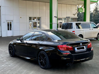 BMW 5 Series foto 4