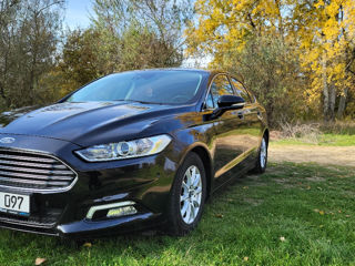 Ford Mondeo foto 5