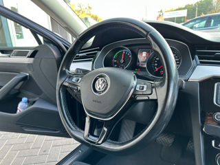 Volkswagen Passat foto 11