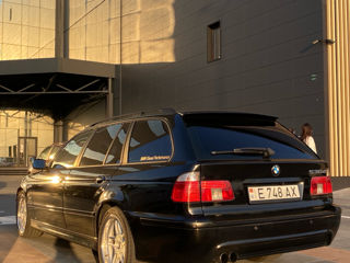 BMW 5 Series foto 2