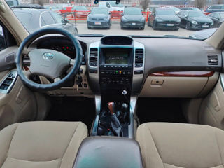 Toyota Land Cruiser Prado foto 8