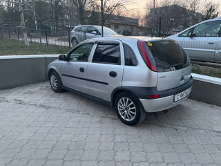 Opel Corsa foto 2