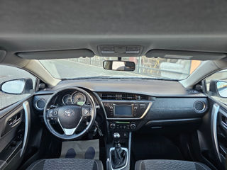 Toyota Auris foto 8