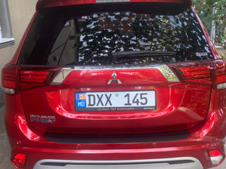 Mitsubishi Outlander foto 4