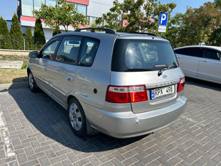 KIA Carens foto 4