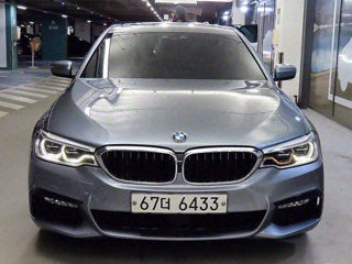 BMW 5 Series foto 2