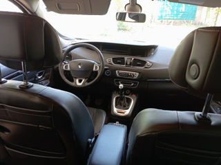 Renault Grand Scenic foto 3