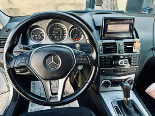 Mercedes C-Class foto 6