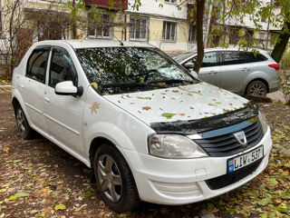 Dacia Logan foto 2