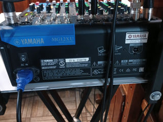 Mixer analogic Yamaha MG12XU foto 2