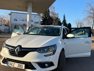 Renault Megane foto 2