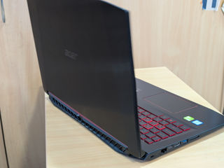 Acer Nitro 5 AN515-31 (Core i7 8Gen /15.6 /8 ГБ /256 GB SSD +1TB  /GeForce MX150) foto 4