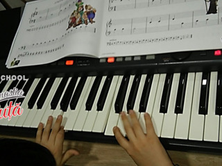 Pregătire muzicală, canto, pian, vioară, solfegiu pentru copii și adulți foto 4
