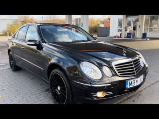 Mercedes E-Class foto 3