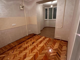 Apartament cu 3 camere, 70 m², Ciocana, Chișinău foto 2