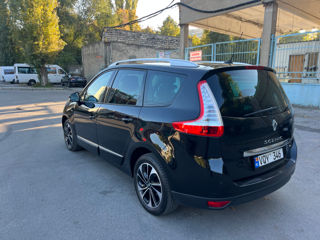 Renault Grand Scenic foto 3