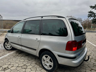 Volkswagen Sharan foto 5