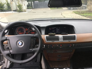 BMW 7 Series foto 7