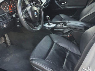 BMW 5 Series foto 7