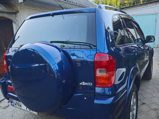 Toyota Rav 4 foto 5