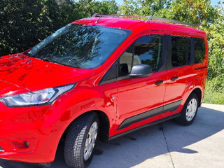 Ford Transit Connect foto 1