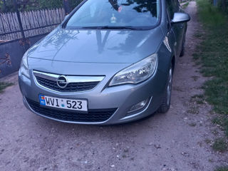 Opel Astra foto 1