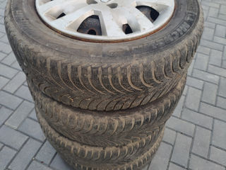 Диски + шины + колпаки 205/60 R16