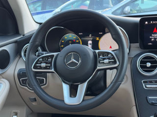 Mercedes GLC foto 13